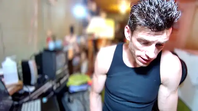 Snapshot of savageconfidence chatting on 09-17-25, 09:22 savageconfidence online show from 09-17-25, 09:22