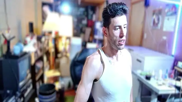 Snapshot of savageconfidence chatting on 10-07-25, 08:11 savageconfidence online show from 10-07-25, 08:11