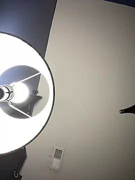 macchiatoD online show from 02-08-25, 07:59