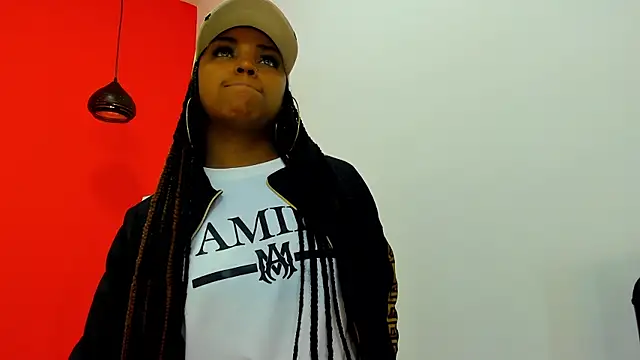 malu horny 69 online show from 12-22-24, 11:33