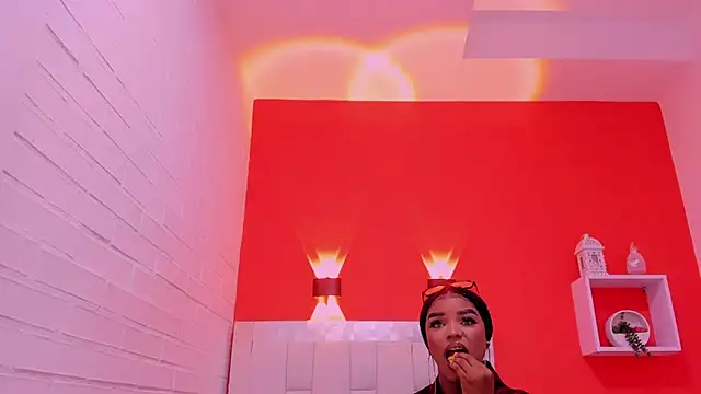 malu horny 69 online show from 02-11-26, 08:25