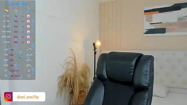 LOISE-XX online show from 02-25-26, 05:06