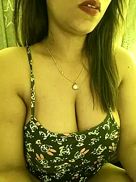 Divya girl online show from 03-05-25, 02:01