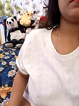 Divya girl online show from 03-28-26, 07:41