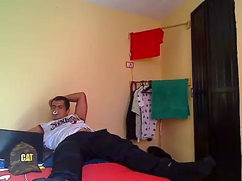 Snapshot of lozter345 chatting on 10-03-25, 09:34 lozter345 online show from 10-03-25, 09:34