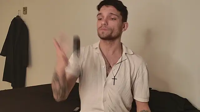 Snapshot of JackDesFeux chatting on 06-19-26, 03:55 JackDesFeux online show from 06-19-26, 03:55