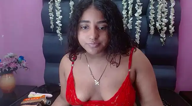 Sofia Hernandez  online show from 03-16-25, 06:20