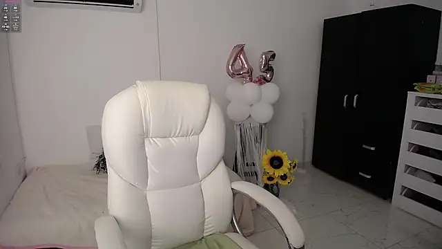 ana milf online show from 01-26-25, 01:04