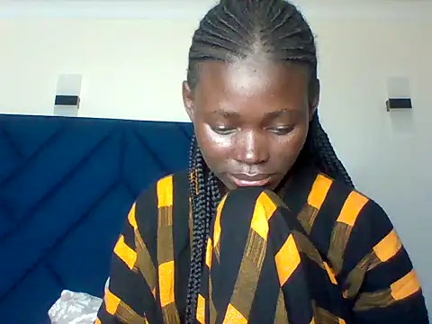 Snapshot of Hope_beib chatting on 02-22-26, 07:34 Hope beib online show from 02-22-26, 07:34