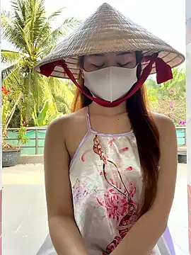 BabyThree  online show from 01-08-26, 08:38