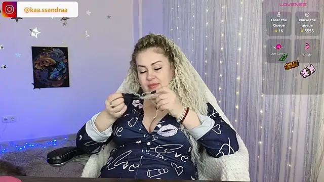 Snapshot of misskaassandraa chatting on 12-19-24, 08:34 misskaassandraa online show from 12-19-24, 08:34