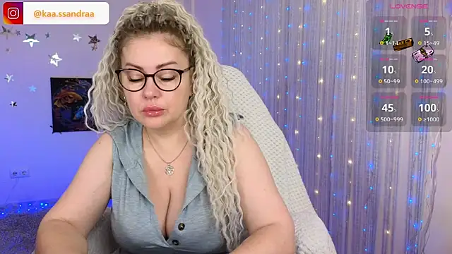 Snapshot of misskaassandraa chatting on 12-21-24, 09:55 misskaassandraa online show from 12-21-24, 09:55