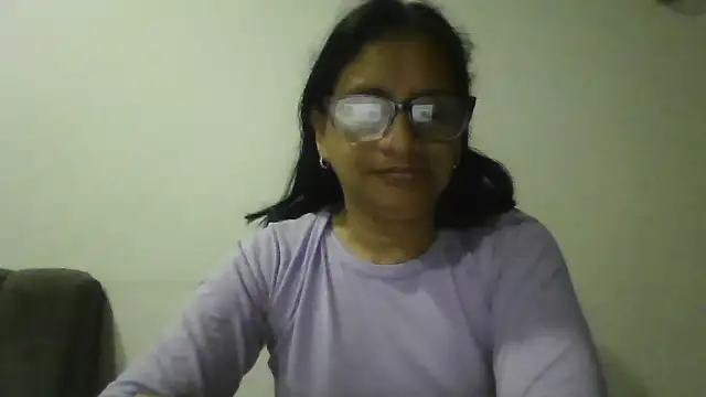 Snapshot of titssmall123 chatting on 02-21-26, 10:05 titssmall123 online show from 02-21-26, 10:05
