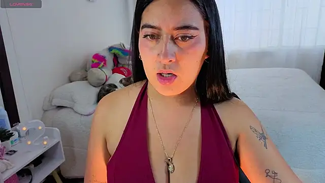 Snapshot of serenna_se chatting on 12-17-25, 08:26 serenna se online show from 12-17-25, 08:26