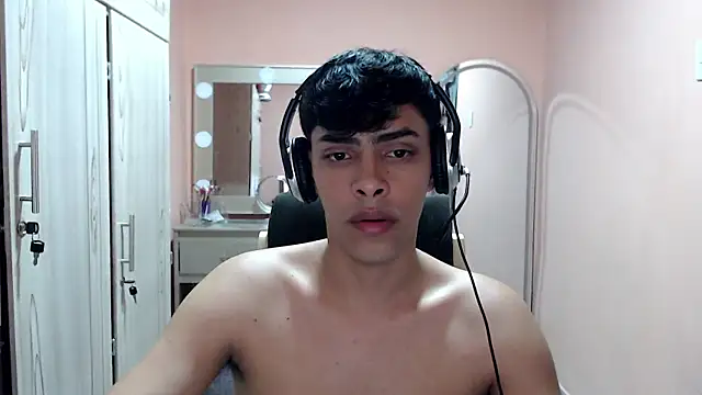 Snapshot of TenderBoyBigCock_ chatting on 11-12-25, 04:13 TenderBoyBigCock online show from 11-12-25, 04:13