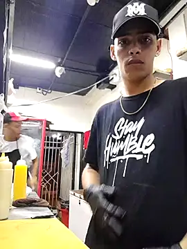 Snapshot of TenderBoyBigCock_ chatting on 11-14-25, 11:02 TenderBoyBigCock online show from 11-14-25, 11:02