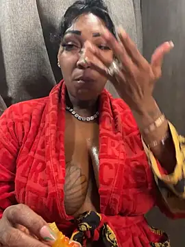 Snapshot of CUMQUEEN-XXX69 chatting on 09-14-25, 11:59 CUMQUEEN-XXX69 online show from 09-14-25, 11:59