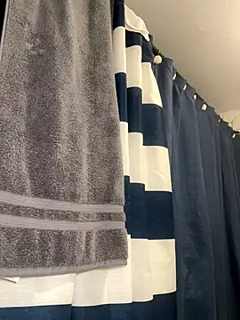 Snapshot of CUMQUEEN-XXX69 chatting on 10-23-25, 02:00 CUMQUEEN-XXX69 online show from 10-23-25, 02:00