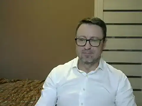 Snapshot of HarrySnake chatting on 12-25-24, 10:17 HarrySnake online show from 12-25-24, 10:17