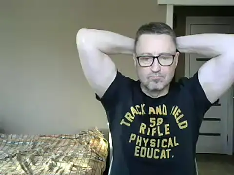 Snapshot of HarrySnake chatting on 02-04-25, 12:22 HarrySnake online show from 02-04-25, 12:22