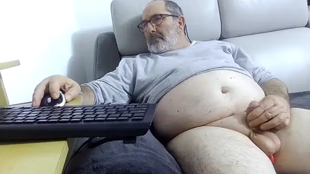 gillou1234 online show from 03-05-26, 11:45