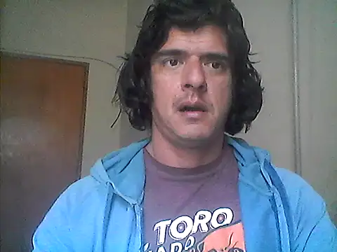 Snapshot of Marobronco chatting on 09-09-25, 03:00 Marobronco online show from 09-09-25, 03:00