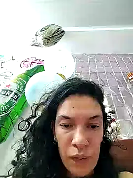 Snapshot of rebekka_simpson chatting on 01-05-25, 06:24 rebekka simpson online show from 01-05-25, 06:24