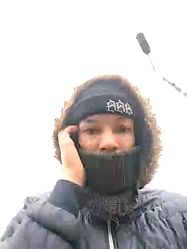 Snapshot of rebekka_simpson chatting on 03-12-25, 11:53 rebekka simpson online show from 03-12-25, 11:53