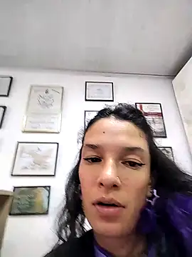 rebekka simpson online show from 04-10-26, 08:24