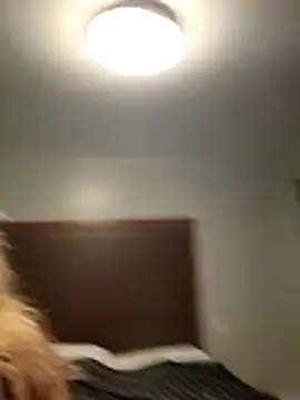 allissonw13 online show from 04-14-26, 08:20