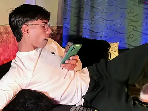 Snapshot of Teo_skinny chatting on 12-07-24, 06:15 Teo skinny online show from 12-07-24, 06:15