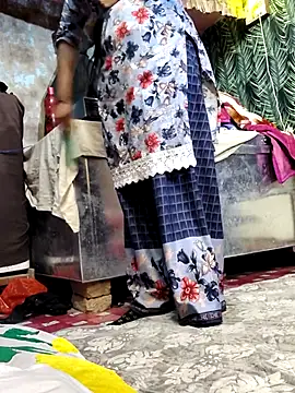 Snapshot of Hot-rubina chatting on 01-25-25, 05:40 Hot-rubina online show from 01-25-25, 05:40