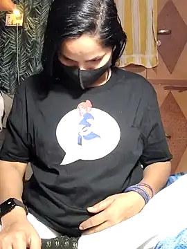 Snapshot of Hot-rubina chatting on 02-01-25, 03:18 Hot-rubina online show from 02-01-25, 03:18