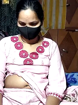 Snapshot of Hot-rubina chatting on 02-12-25, 03:27 Hot-rubina online show from 02-12-25, 03:27
