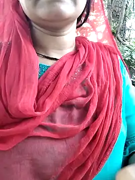 Snapshot of Hot-rubina chatting on 02-22-25, 10:18 Hot-rubina online show from 02-22-25, 10:18