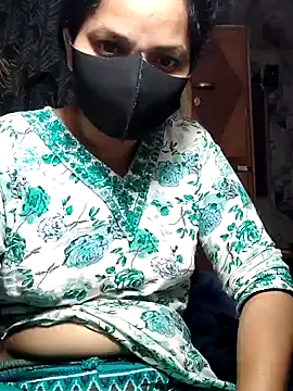 Snapshot of Hot-rubina chatting on 02-24-25, 10:36 Hot-rubina online show from 02-24-25, 10:36