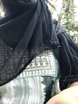Snapshot of Hot-rubina chatting on 03-16-25, 10:55 Hot-rubina online show from 03-16-25, 10:55
