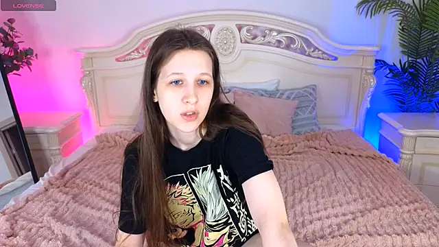 Snapshot of ur_kitty__ chatting on 09-29-25, 12:10 ur kitty online show from 09-29-25, 12:10