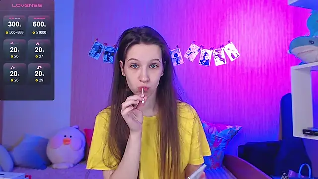 Snapshot of ur_kitty__ chatting on 10-12-25, 02:05 ur kitty online show from 10-12-25, 02:05