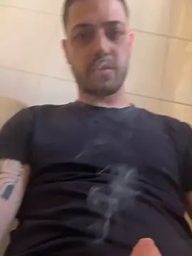 Snapshot of iltoscano95 chatting on 04-18-26, 12:42 iltoscano95 online show from 04-18-26, 12:42