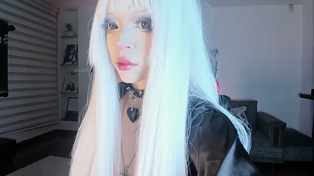 Snapshot of SophieHill_gh chatting on 11-29-25, 07:22 SophieHill gh online show from 11-29-25, 07:22