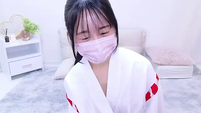 Snapshot of chihiro_ri chatting on 01-31-25, 10:31 chihiro ri online show from 01-31-25, 10:31