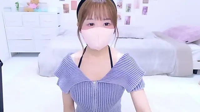 Snapshot of chihiro_ri chatting on 10-09-25, 11:41 chihiro ri online show from 10-09-25, 11:41