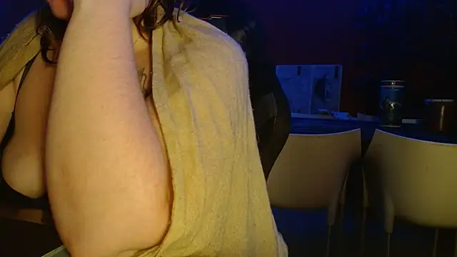 cruellaculdenfer67 online show from 10-22-25, 09:03