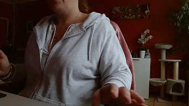 Snapshot of cruellaculdenfer67 chatting on 06-08-26, 07:31 cruellaculdenfer67 online show from 06-08-26, 07:31