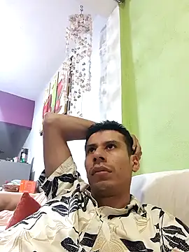 josehot151515 online show from 01-03-25, 01:59