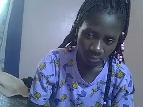 Snapshot of Petite_rider chatting on 02-04-25, 12:22 Petite rider online show from 02-04-25, 12:22