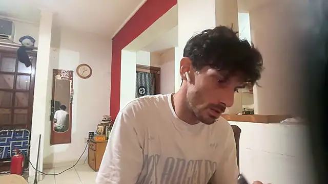 nicolaaaaas online show from 01-19-26, 05:44