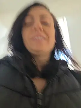 lovewildguy1 online show from 03-25-26, 08:53