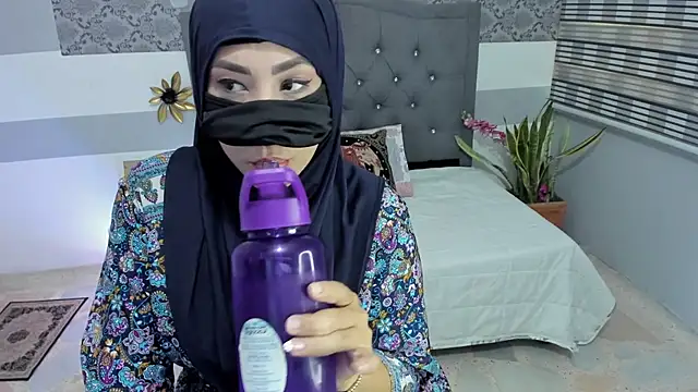 Snapshot of Jalima_sabag chatting on 07-15-26, 01:49 Jalima sabag online show from 07-15-26, 01:49